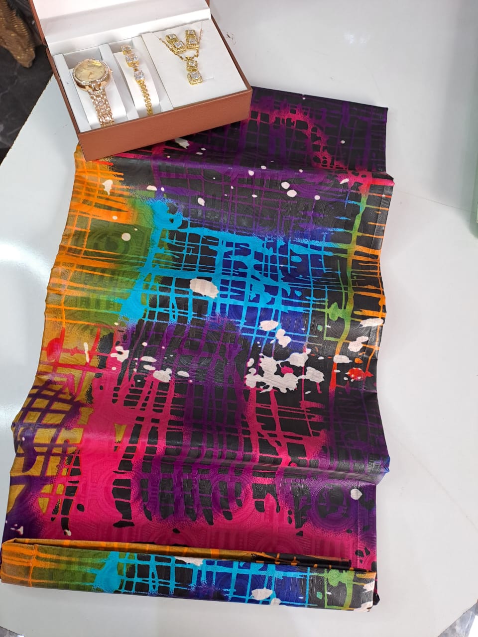 Urban Vibes – Colorful Graffiti